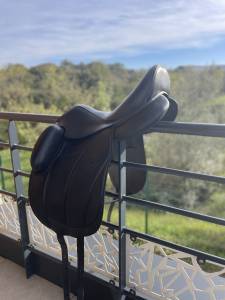 Sella da dressage Forestier  17.5