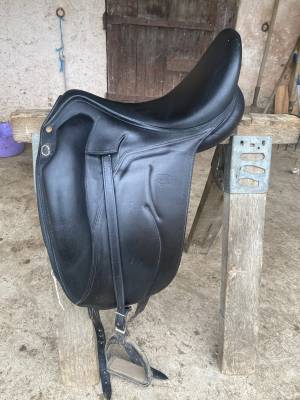 Sella da dressage Devoucoux  18.5