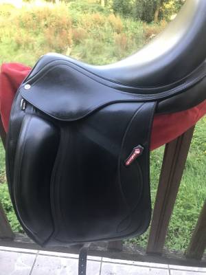 Sella da dressage Equipe  17