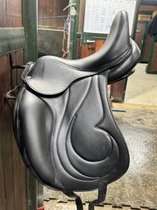 Sella da dressage Antarès  17