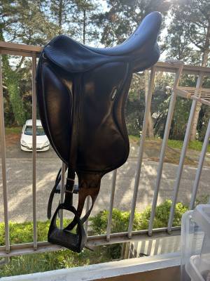 Sella da dressage Belloir  17.5