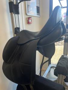 Sella da dressage Arion Dressage 17.5