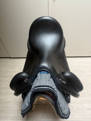 Sella da dressage Forestier  17