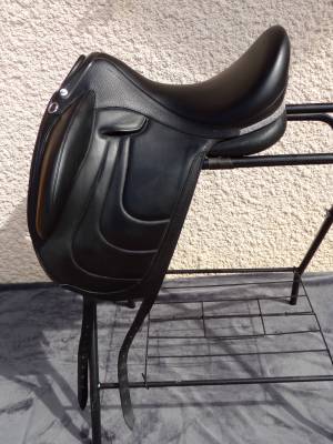 Sella da dressage Devoucoux  17.5
