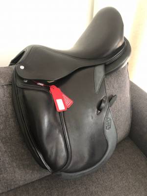 Sella da dressage CWD Dressage SE08 17