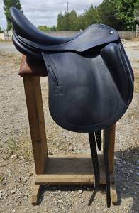 Sella da dressage Childeric  17.5