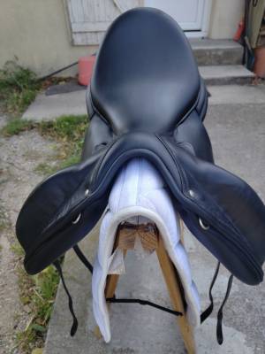 Sella da dressage Childeric  18