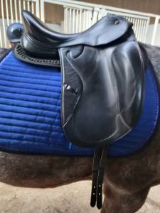 Sella da dressage Prestige Italia  17.5