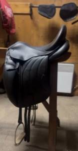 Sella da dressage Eric Thomas  17