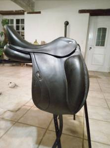 Sella da dressage Ikonic  17
