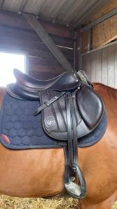 Sella da salto ostacoli Forestier  17.5