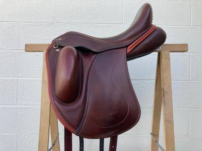 Sella da dressage   16.5
