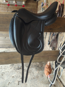 Sella da dressage Antarès  17