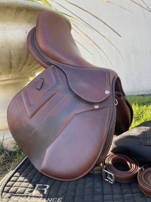 Sella da salto ostacoli Renaissance Demi creuse  18