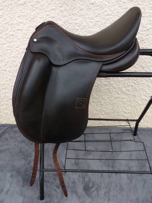 Sella da dressage Childeric  17.5