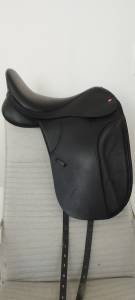 Sella da dressage Thorowgood   17.5