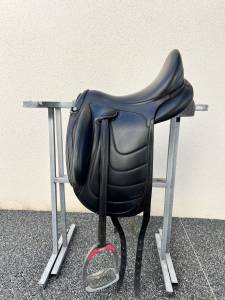 Sella da dressage Devoucoux  17.5
