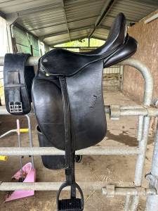 Sella da dressage Eric Thomas  17
