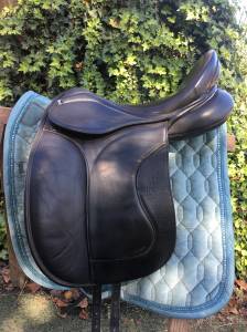 Sella da dressage Childeric  17.5