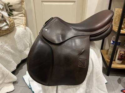 Sella da salto ostacoli Childeric  18