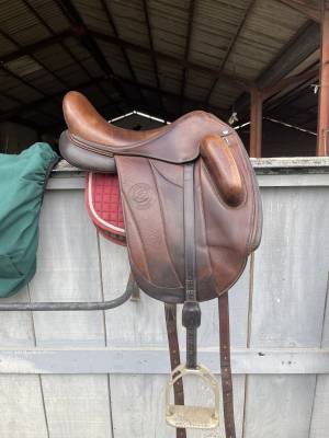 Sella da dressage Forestier  17