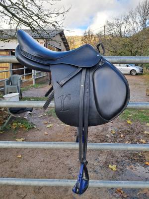 Sella da salto ostacoli Rebelle  17.5