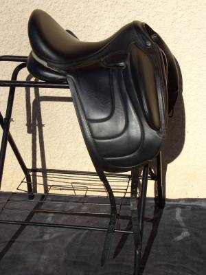 Sella da dressage Devoucoux  17.5