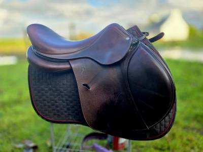 Sella da salto ostacoli Antarès  17.5