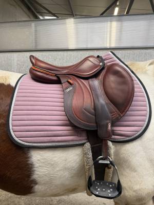 Sella da salto ostacoli CWD  16.5