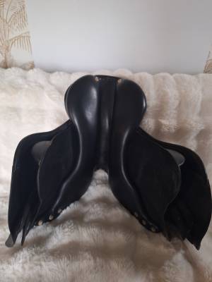 Altra sella  Fleur de Lys 17