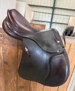 Sella da salto ostacoli Equipe Selle made in italie star  15.5