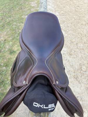 Sella da salto ostacoli  Okles 17.5