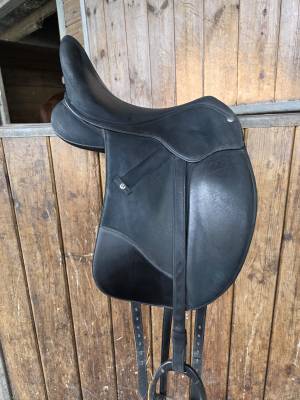 Sella da dressage Wintec  17