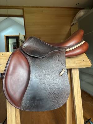 Sella da salto ostacoli CWD  17