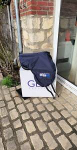 Sella da dressage GBS  17.5