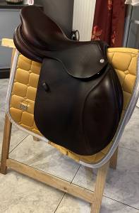 Sella da salto ostacoli CWD  17.5