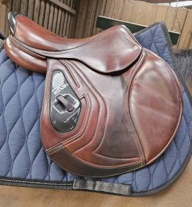 Sella da salto ostacoli CWD  17.5