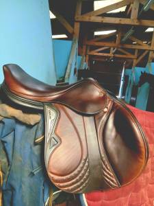 Sella da salto ostacoli  Equiline 17