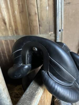 Sella da dressage Devoucoux  17.5