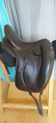 Sella da dressage Devoucoux  17.5