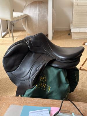 Sella da salto ostacoli Devoucoux  17