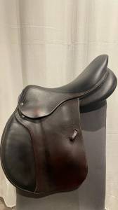 Sella da salto ostacoli Devoucoux  17.5