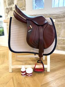 Sella da salto ostacoli CWD  17.5