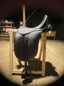Sella da dressage Norton  16.5
