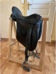 Sella da dressage   17.5