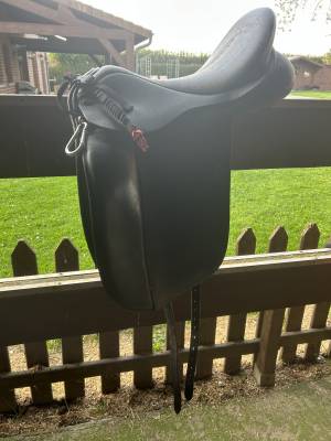 Sella da dressage Ideal  17.5