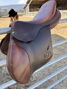 Sella da salto ostacoli Delgrange  17.5