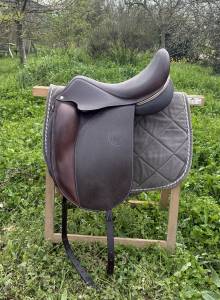 Sella da dressage Forestier  17.5