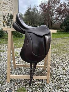 Sella da dressage Stubben Centurion II 17