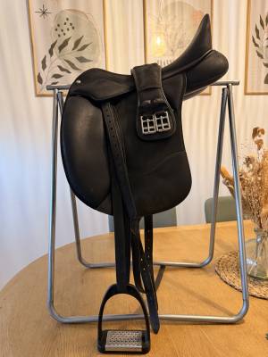 Sella da dressage Wintec Wintec pro dressage  17.5